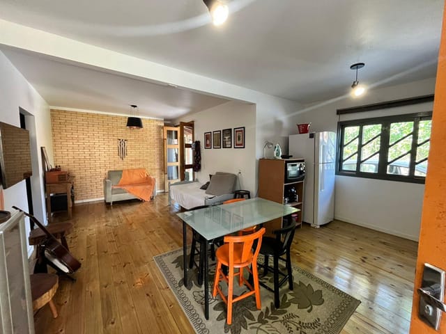 Casa 4 quartos e 3 banheiros, à venda, no bairro Ingleses do Rio Vermelho em Florianópolis