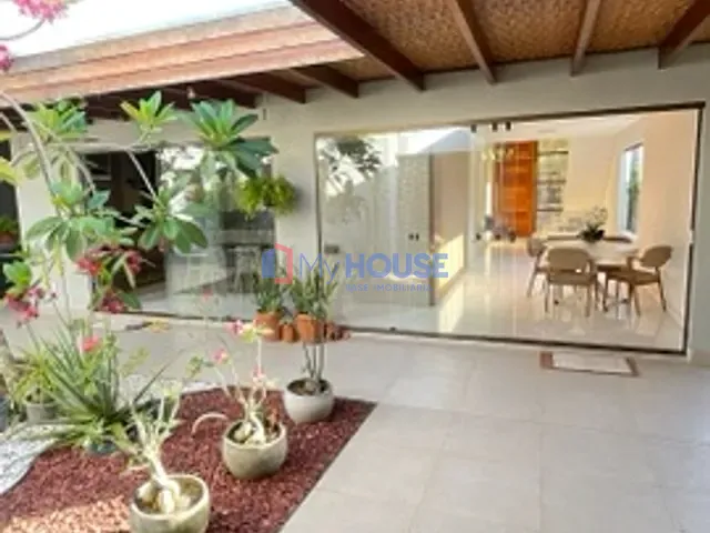 Casa com 450m² 3 quartos e 4 banheiros, à venda, no bairro São Francisco em Ilhéus