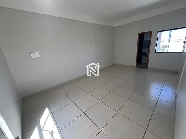 Casa com 384m², para alugar, no bairro Setor Oeste em Paraíso do Tocantins