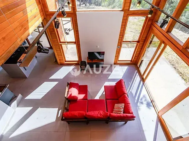 Casa com 175m² 3 quartos e 3 banheiros, à venda, no bairro Campininha em Quatro Barras