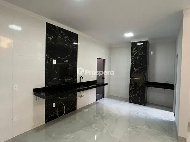 Casa com 150m² 3 quartos e 2 banheiros, à venda, no bairro Víviam Parque em Anápolis