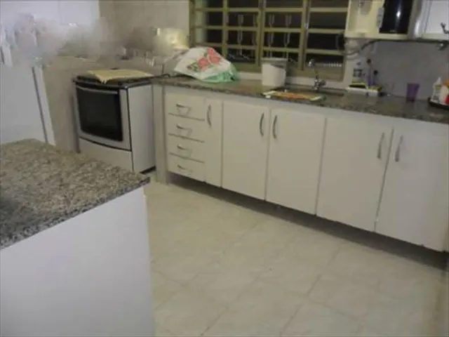Casa com 372m² 3 quartos e 2 banheiros, à venda, no bairro Conjunto Celso Machado em Belo Horizonte