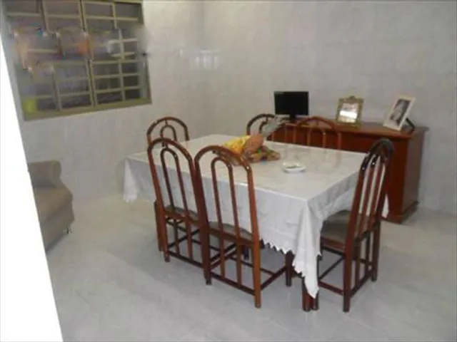 Casa com 372m² 3 quartos e 2 banheiros, à venda, no bairro Conjunto Celso Machado em Belo Horizonte
