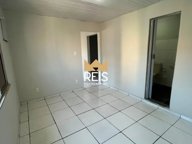 Casa 1 quarto e 1 banheiro, para alugar, no bairro Campo Grande em Rio de Janeiro