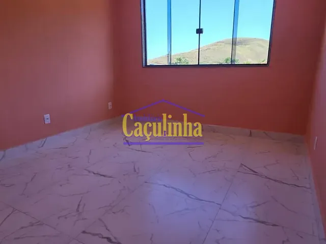 Casa com 62m², para alugar, no bairro Nossa Senhora de Santana em Barra do Piraí