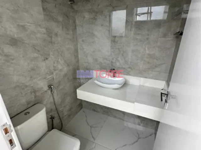 Casa com 405m² 3 quartos e 4 banheiros, à venda, no bairro Cidadelle House em Rodovia Jorge Amado