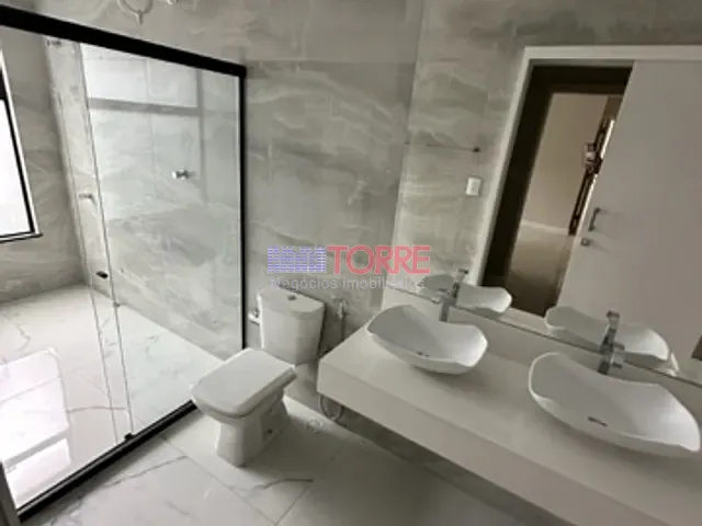 Casa com 405m² 3 quartos e 4 banheiros, à venda, no bairro Cidadelle House em Rodovia Jorge Amado