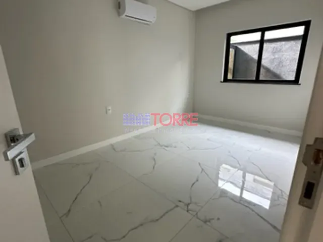 Casa com 405m² 3 quartos e 4 banheiros, à venda, no bairro Cidadelle House em Rodovia Jorge Amado
