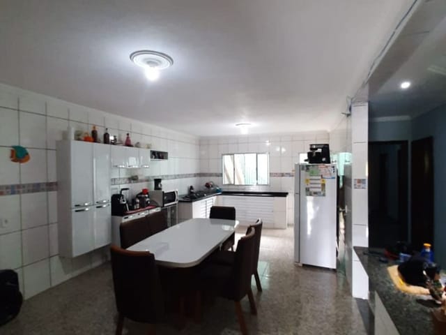 Casa com 200m², à venda, no bairro Água Comprida em Cambuí
