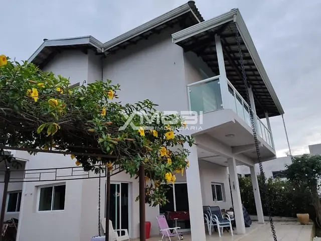 Casa com 1041m² 4 quartos e 4 banheiros, à venda, no bairro Centro em Jarinu