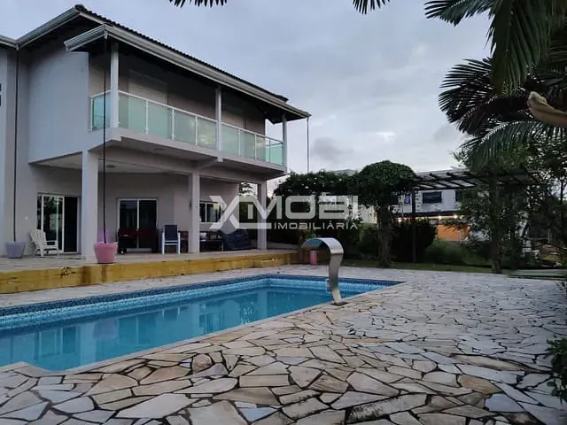 Casa com 1041m² 4 quartos e 4 banheiros, à venda, no bairro Centro em Jarinu