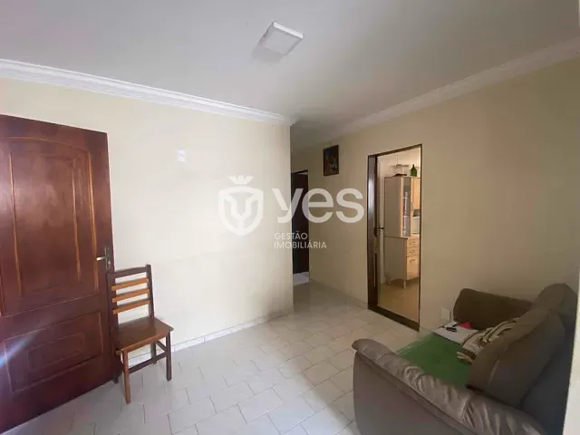 Casa com 300m² 3 quartos e 1 banheiro, à venda, no bairro José Ferreira Guimarães (Mangueira II) em Araxá