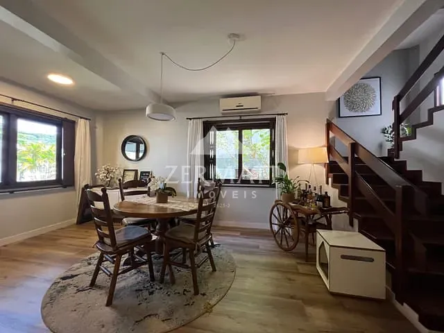 Casa com 473m² 3 quartos e 3 banheiros, à venda, no bairro Vorstadt em Blumenau