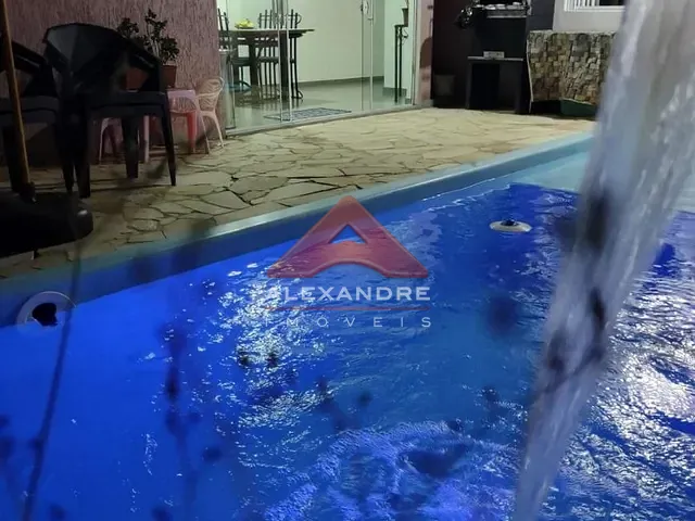 Casa com 184m² 3 quartos e 1 banheiro, à venda, no bairro Jardim das Flores em São José dos Campos