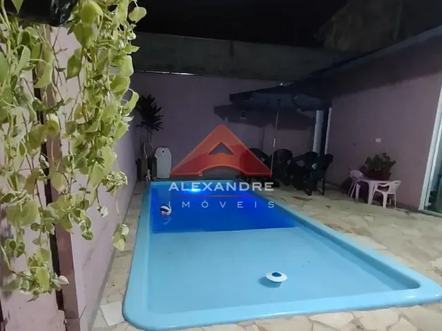 Casa com 184m² 3 quartos e 1 banheiro, à venda, no bairro Jardim das Flores em São José dos Campos