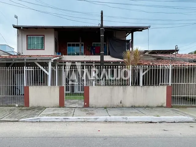 Casa com 162m² 5 quartos e 2 banheiros, à venda, no bairro São Vicente em Itajaí
