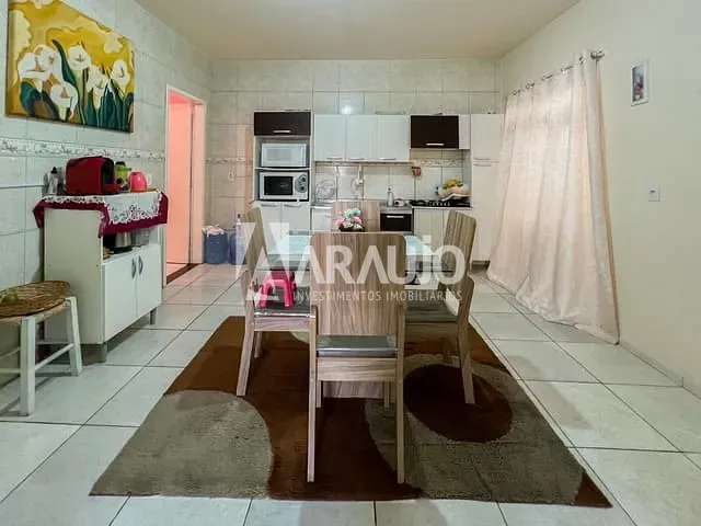 Casa com 162m² 5 quartos e 2 banheiros, à venda, no bairro São Vicente em Itajaí