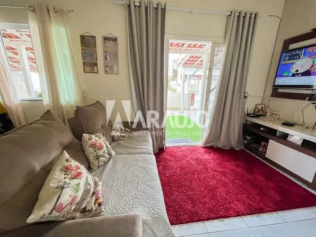 Casa com 162m² 5 quartos e 2 banheiros, à venda, no bairro São Vicente em Itajaí