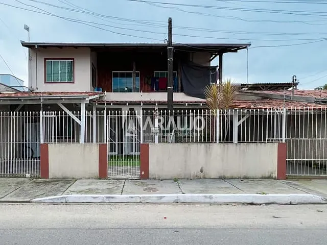 Casa com 162m² 5 quartos e 2 banheiros, à venda, no bairro São Vicente em Itajaí
