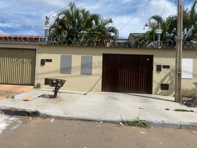 Foto do Casa - 🏠 Aluga-se casa com 3 quartos sendo 1 suítes, Sala , cozinha,Área de serviço coberta, Setor Serra Dourada - 1ª Etapa, Aparecida de Goiânia, GO | Brokers Viva Imóveis