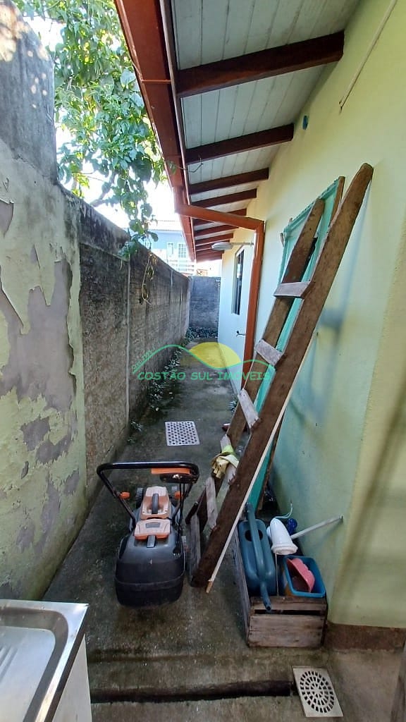 Casa à venda com 3 quartos, 170m² - Foto 11