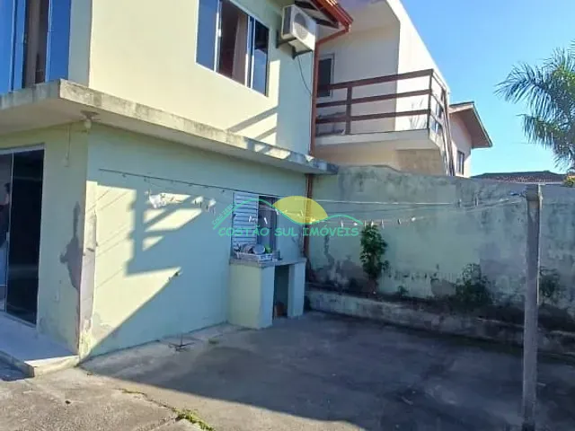 Casa 3 quartos e 3 banheiros, à venda, no bairro Tapera em Florianópolis