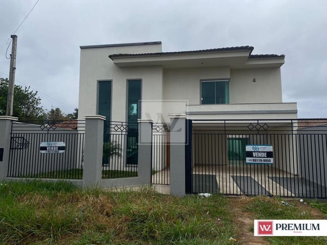 Casa 3 quartos e 4 banheiros, à venda, no bairro Cará-cará em Ponta Grossa