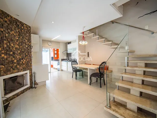 Casa com 140m² 3 quartos e 3 banheiros, à venda, no bairro Chácara Pavoeiro em Cotia