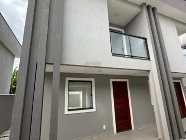 Casa com 70m² 2 quartos e 3 banheiros, à venda, no bairro Jardim Atlântico Oeste (Itaipuaçu) em Maricá