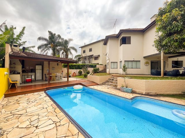 Foto do Casa - Casa com 4 suítes  à venda, 242m² por R$ 1.700.000 - Condomínio Nova Higienópolis - Jardim do Golf I - Jandira/SP | Casa Husti Imóveis