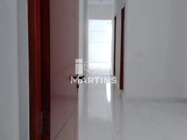 Casa com 200m² 3 quartos e 2 banheiros, à venda, no bairro Jardim Casa Branca em Embu das Artes