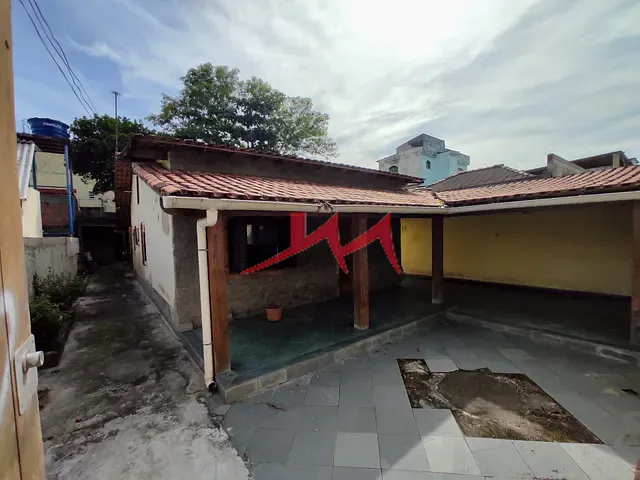 Casa com 336m² 2 quartos e 2 banheiros, à venda, no bairro Vila Iara em São Gonçalo