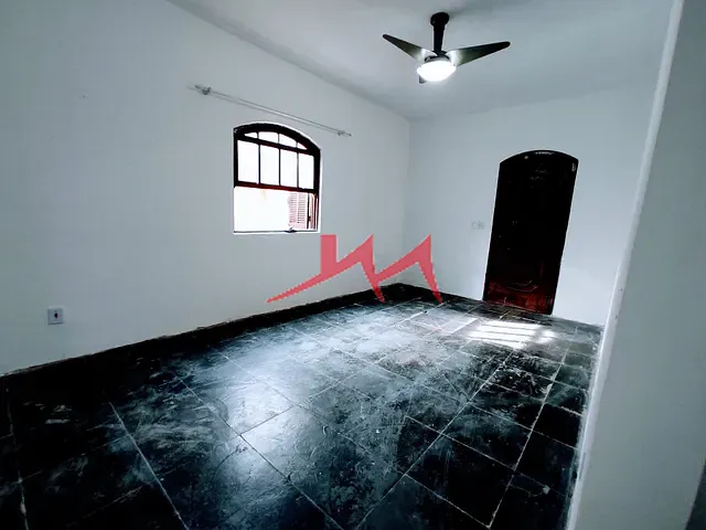Casa com 336m² 2 quartos e 2 banheiros, à venda, no bairro Vila Iara em São Gonçalo