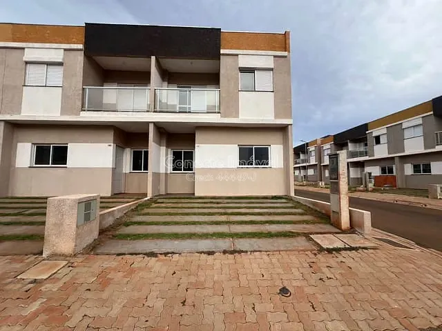 Casa 2 quartos e 3 banheiros, à venda, no bairro Condomínio dos Ipês em Artur Nogueira