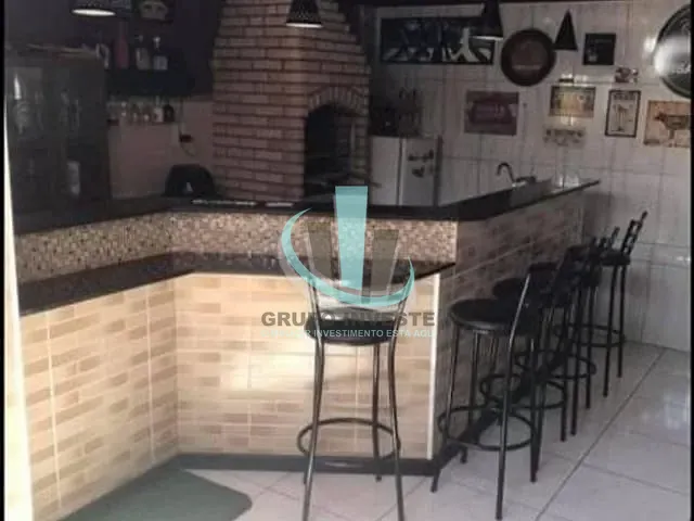 Casa com 201m² 2 quartos e 2 banheiros, à venda, no bairro JARDIM HIGIENÓPOLIS em ARARAQUARA