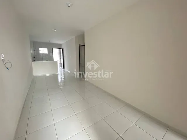 Casa 3 quartos e 2 banheiros, para alugar, no bairro Três Irmãs em Campina Grande