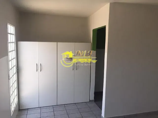 Casa com 200m² 2 quartos e 1 banheiro, à venda, no bairro Dic III (Conjunto Habitacional Ruy Novaes) em Campinas