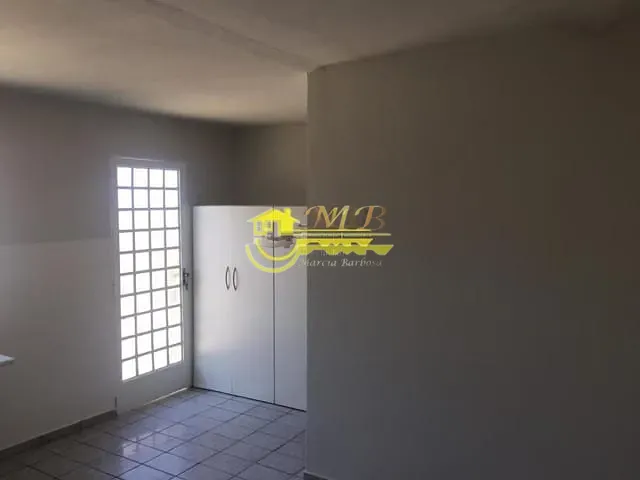 Casa com 200m² 2 quartos e 1 banheiro, à venda, no bairro Dic III (Conjunto Habitacional Ruy Novaes) em Campinas