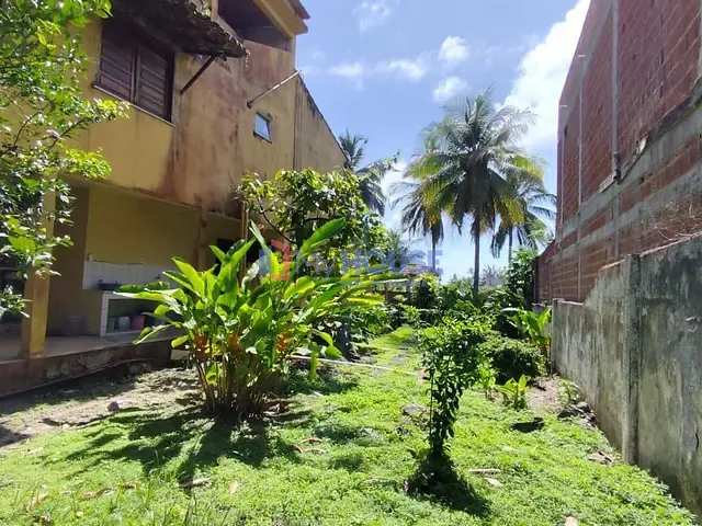 Casa com 600m² 4 quartos e 3 banheiros, à venda, no bairro Olivença em Ilhéus