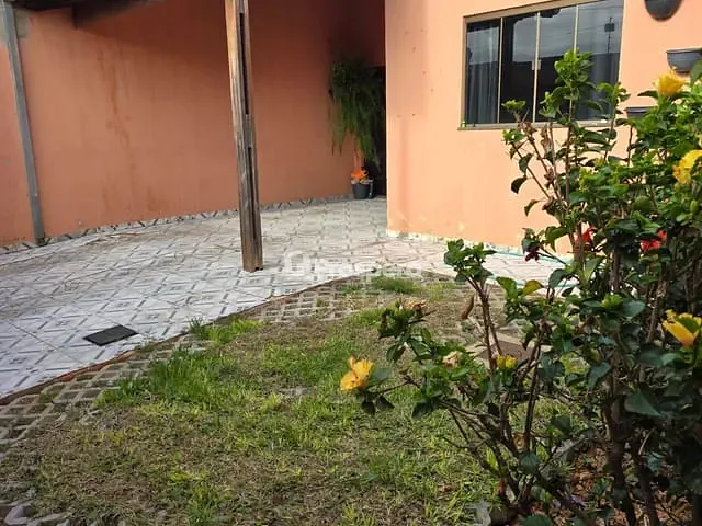 Casa com 200m² 3 quartos e 2 banheiros, à venda, no bairro Jibran El Hadj em Anápolis