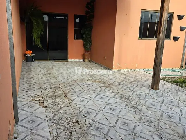 Casa com 200m² 3 quartos e 2 banheiros, à venda, no bairro Jibran El Hadj em Anápolis