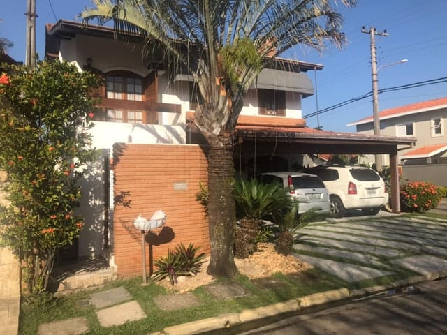 Foto do Casa - BELÍSSIMO sobrado no condomínio Jardim Colinas | RUSSI IMÓVEIS
