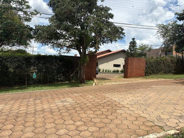 Casa com 2605m² 2 quartos e 2 banheiros, à venda, no bairro Recanto do Salto em Londrina
