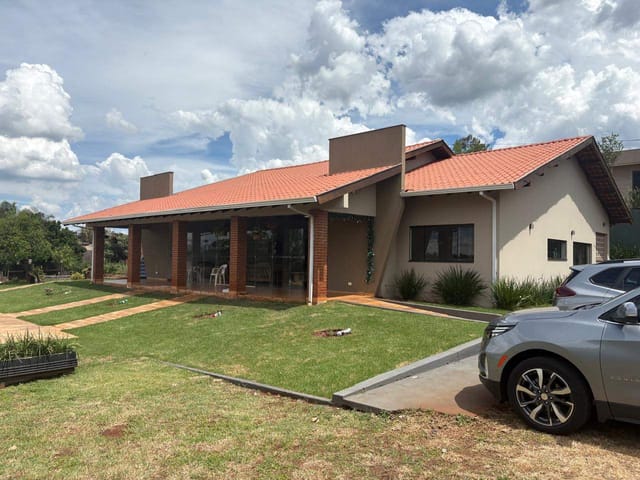 Casa com 2605m² 2 quartos e 2 banheiros, à venda, no bairro Recanto do Salto em Londrina