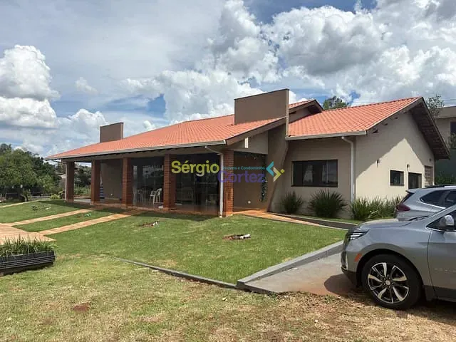 Casa com 2605m² 2 quartos e 2 banheiros, à venda, no bairro Recanto do Salto em Londrina