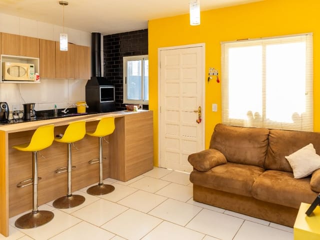 Casa com 55m² 2 quartos e 1 banheiro, à venda, no bairro Laranjal em Pelotas