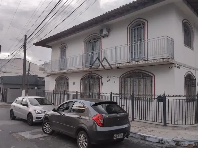 Casa 4 quartos e 2 banheiros, à venda, no bairro Conquista em Ilhéus