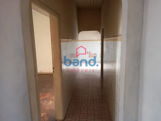 Casa com 665m² 3 quartos e 1 banheiro, à venda, no bairro Centro em Porto Feliz