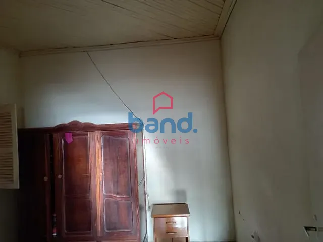 Casa com 665m² 3 quartos e 1 banheiro, à venda, no bairro Centro em Porto Feliz