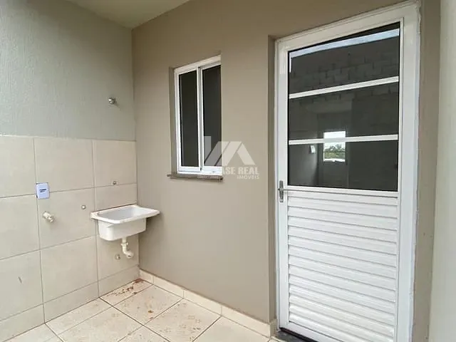 Casa com 50m² 2 quartos e 1 banheiro, para alugar, no bairro Neves em Ponta Grossa